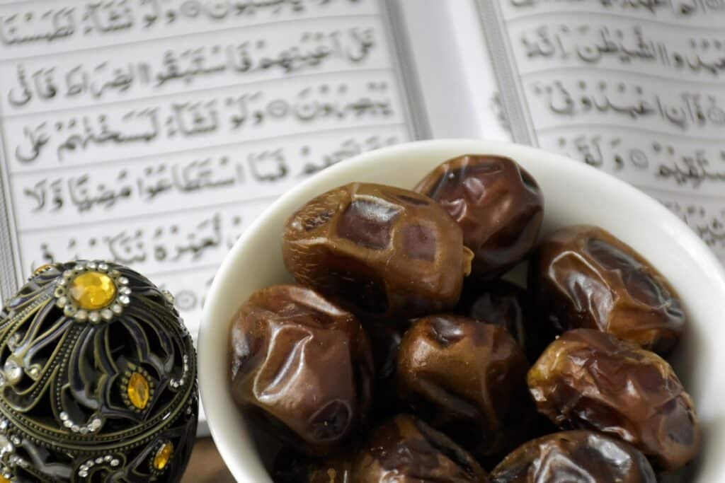 Benefits of fasting in Islam